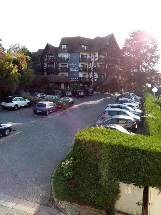 Agreable Appartement Dans Le Vieux Trouville Экстерьер фото